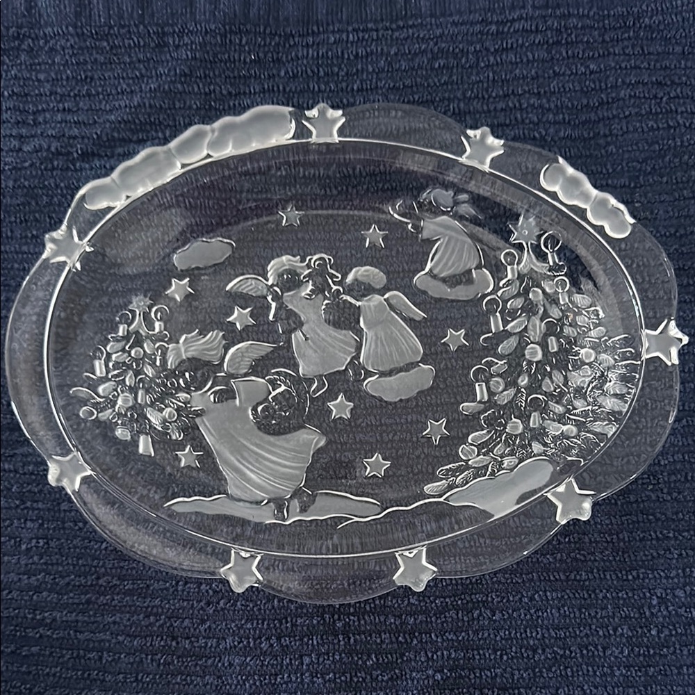Mikasa Clear Glass Holiday Platter with Angel & Tree Motif.